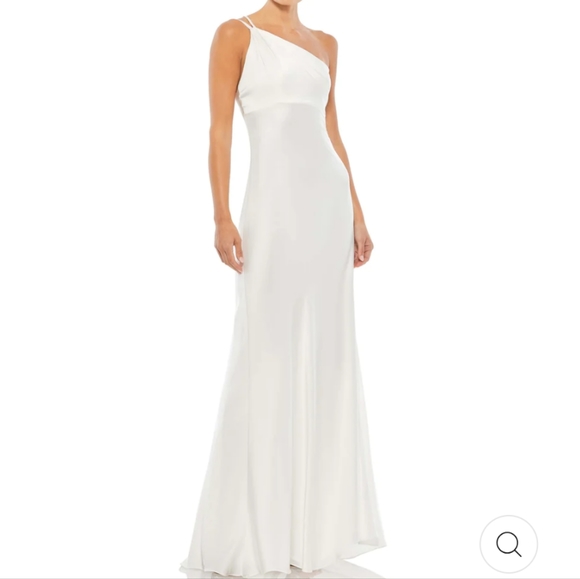 Mac Duggal One shoulder Double Strap Satin Gown White Size 8